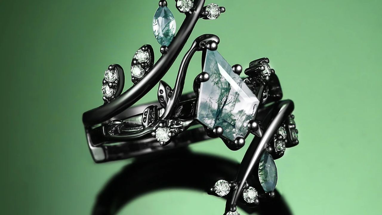 Explore the Beauty of Felicegals’ Moss Agate Engagement Rings